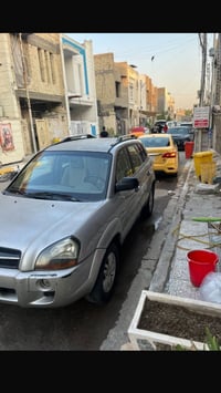 توسان 2009 للبيع السياره مكفوله كفاله عامه  قطرة صبغ ما بيها ولا حادث ...