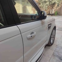 للبيع رانج روفر 2011 فول مواصفات 1/1  كفاله حتى من الشخط والصدعه  جديد...