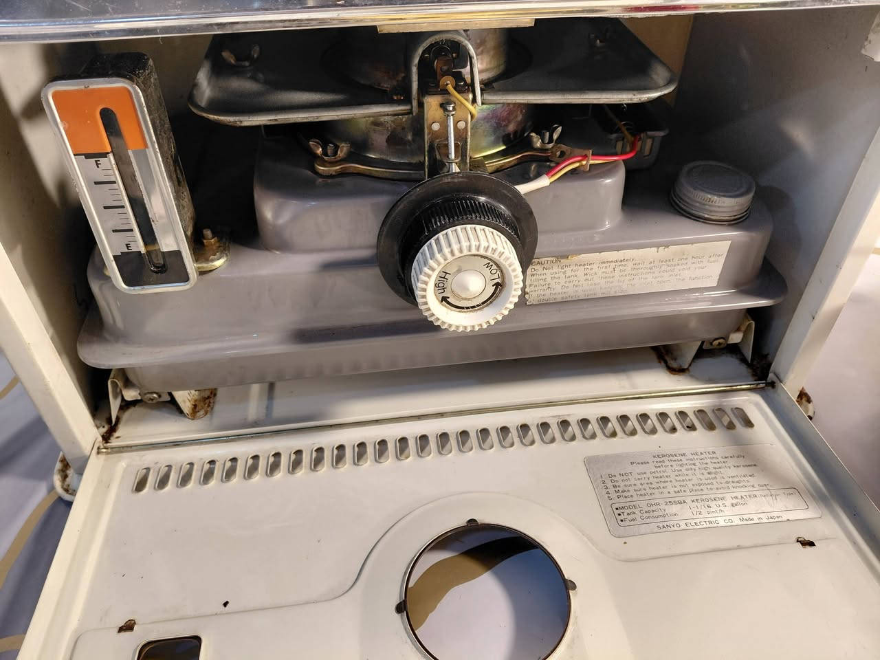 للبيع صوبه سانيو ياباني سعر ٥٠ بس تحتاج فتيله عنواني موصل حي الفلاح


**إذا كنت صاحب هذا الإعلان وتريد حذفه لأي سبب، رجاءا أرسل رسالة إلى الدعم الفني**