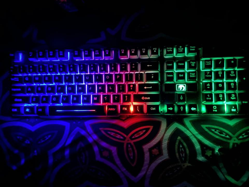 سلام عليكم عيوني عندي كيبورد حاسبه +موس جديدات ابد ابد مامستخدمات يشتغلن نشره وسعر مناسب 

📌📌٣٥بيهن مجال
العنوان الفاو


**إذا كنت صاحب هذا الإعلان وتريد حذفه لأي سبب، رجاءا أرسل رسالة إلى الدعم الفني**