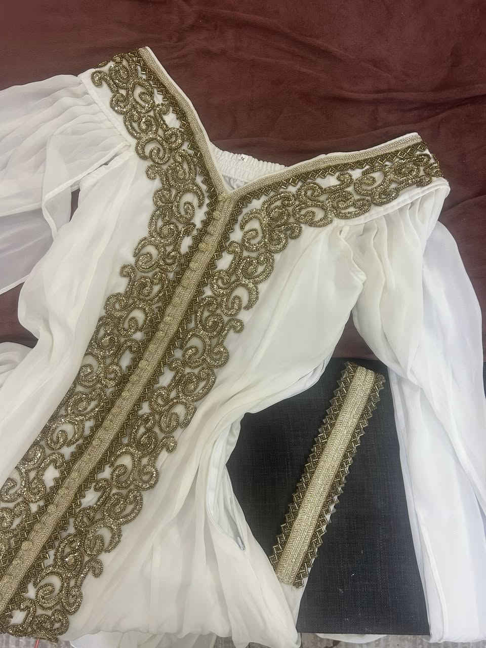 ملبوس ساعتين اللّٰــــه ˓ شاهد نضيف وطكعة مابي 
اخذته ب90 اريده ب50 وبي مجال  تفاصيل عل خاص


**إذا كنت صاحب هذا الإعلان وتريد حذفه لأي سبب، رجاءا أرسل رسالة إلى الدعم الفني**