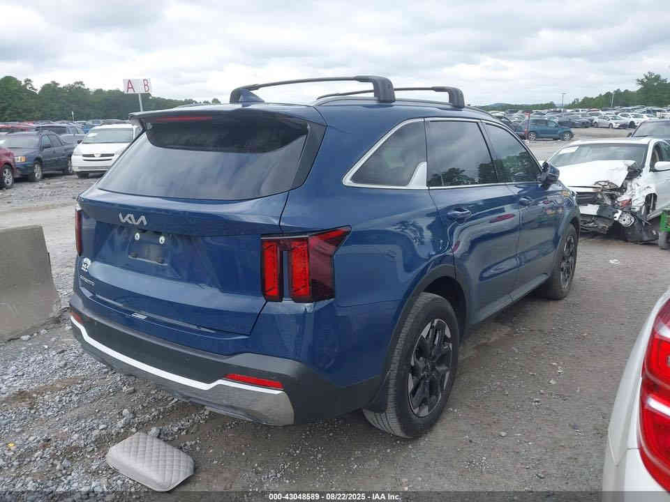 ‏KIA SORENTO كيا سورنتو 2024 حادث كلش خفيف موضح ب الصور 
ماشيه 17 الف السياره فئه S بنوراما كشنات جلد تدفئه كشنات حساسات امامي خلفي وبعد هواي مواصفات 
السياره طالعه من المزاد قبل شهر ومشحونه للعراق السعر 210 قفل بدون كمرك واصله اربيل كمرك ورقم يكلفن 35 ورقه

***********
