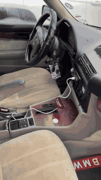 السلام عليكم اخوان بي ام بكم عريض للبيع موديل 1991 حجم 525 فيديو وكل شيء واضح بالسياره ماكينه مسكر فانوس اوتوماتيك جير كفاله مكينه كفاله سياره صبغ عام جماليه بدون ضرر بدون ضربه تبريد شغال كهربائيات كلها شغاله حداده جديده سياره جاهزه من الدعاميه للدعاميه رقم اربيل السنويه منتهيه تحويل مباشر العنوان البصره اتصال وموجود واتساب ***********
