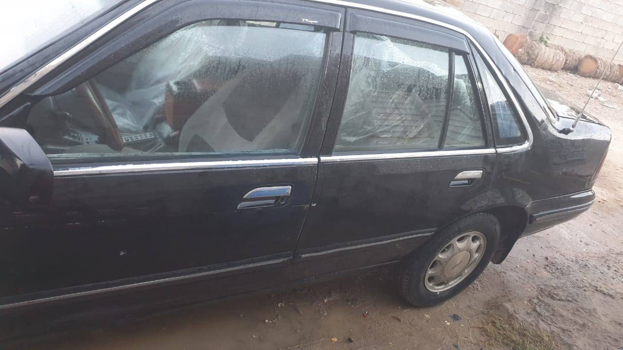 السلام عليكم سيارة برنس موديل 94للبيع سيارة كير شادة جديد قبل شهر كهربائيات شغالة 
بس الصدر تعبان السعر 32وبية مجال رقم بغداد انكليزي هزة جديدة رقم الهاتف ***********
