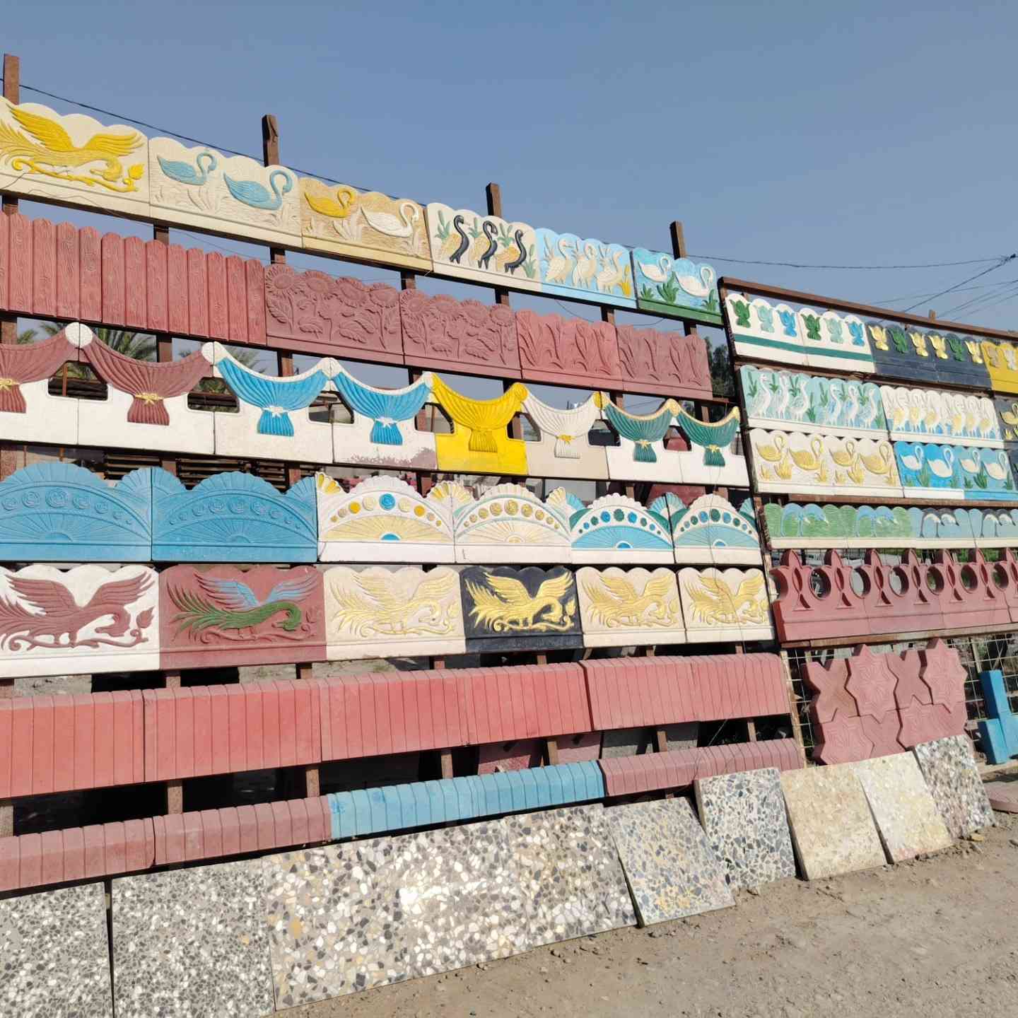 🌿 زبائن مشتل الود الكرام 🌿
نود إعلامكم بتوفر جميع أنواع الاينات الحدائق الداخلية والخارجية إضافة إلى الحصى المكسر ✨
🔹 اختر نوع الأين الذي يناسبك:
▫️ الأبيض
▫️ الأحمر
📌 الكمية المتوفرة في المشتل للعرض فقط وبكمية محدودة، ويتم توفير الكميات المطلوبة بأسرع وقت حسب الطلب.
💰 الأسعار:
▫️ الأين الأبيض: 1500 دينار
▫️ الأين الأحمر: 1250 دينار
✔️ الأسعار ثابتة مع توصيل داخل ناحية الوجيهية
كما يتوفر لدينا:
▫️ مقرنص أرضيات — المتر بسعر 9000 دينار
▫️ شتايكر سطح (يوصل لباب البيت) — القطعة بسعر 3000 دينار
📍 العنوان: ديالى – المقدادية – الوجيهية – شارع الأطباء
📞 واتساب: ***********
🌱 مشتل الود… نوفر لكم كل ما تحتاجه حدائقكم بأفضل الأسعار 🌱
