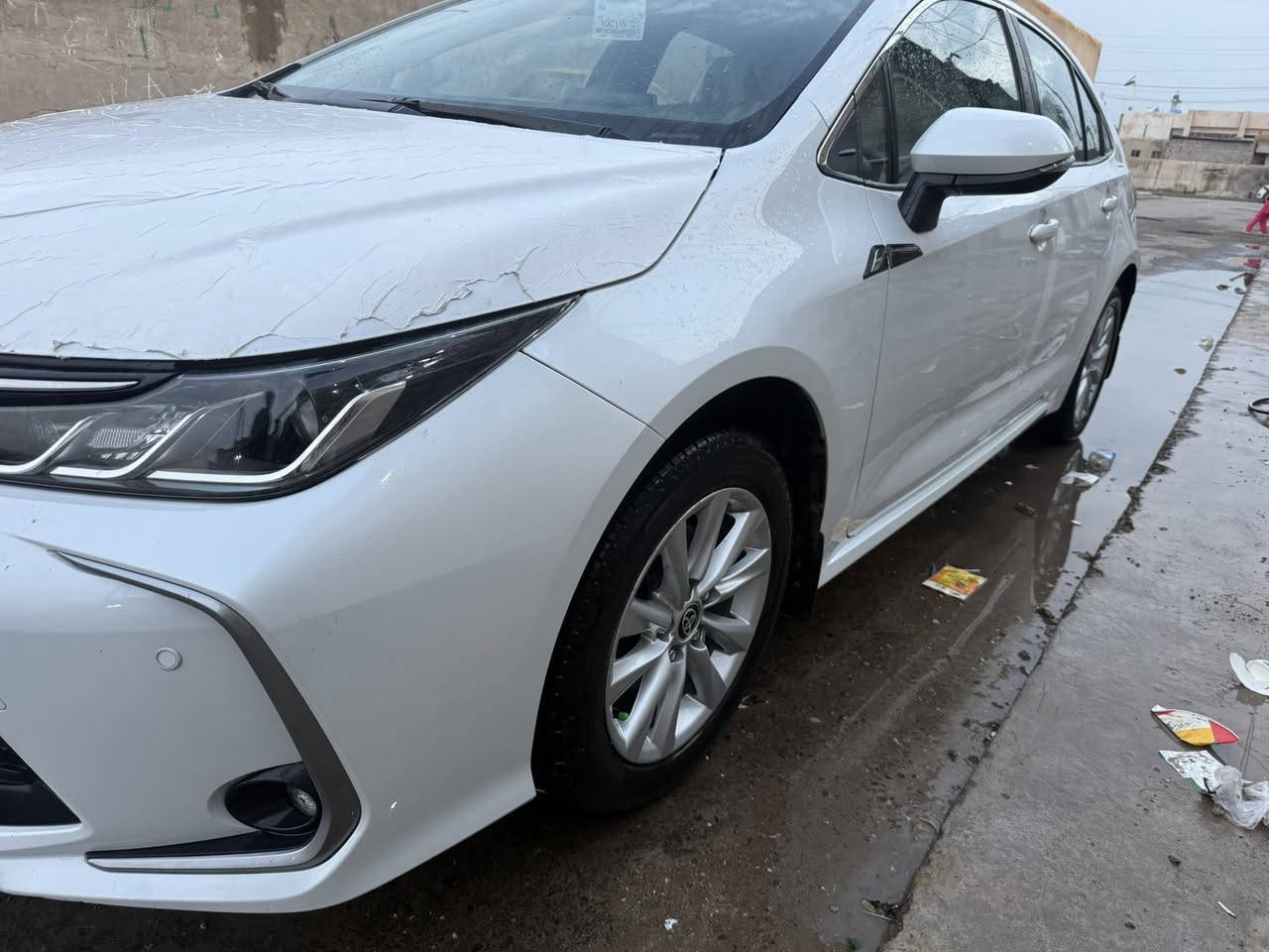 السلام عليكم كورلا خليجي بانزين فقط رقم أربيل 
موديل 24 ماشيه 14 الف قابله للزياده 
فول مواصفات سعر 185فقط اتصال *********** كفاله السياره فقط كسر زغير بالدعاميه الخلفيه ممبين  😎
