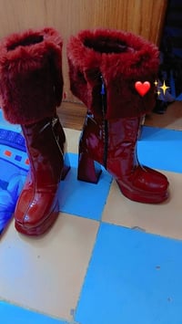 جديد • مقاس ٣٨ • لبست مرة