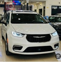 🚗 **فرصة للبيع – كرايسلر باسيفيكا 2023 هايبرد لمتد فول مواصفات** 🚗 للب...