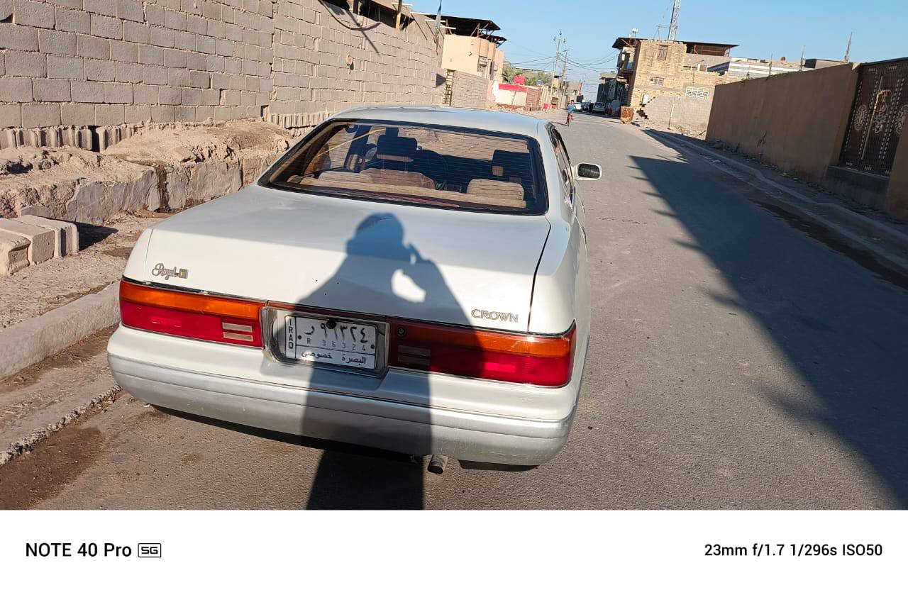 مواصفات وتفاصيل السيارة:
الضرر: السيارة مكفولة من الضربة.
​المحرك والكير: مكفول كير ومحرك، أداء ونظافة.
​الحدادة: حدادة جديدة.
​الإطارات: تخم تاير جديد.
​التبريد: تبريد ثلج وشغال 100%.
​الصبغ: مصبوغة عام.
​الأوراق: السنوية نافذة وموجودة لغاية 2028 (يعني تحويل مباشر).
​السيارة جاهزة من الدعامية للدعامية وما ناقصها شي.
​📞 للتواصل والاستفسار يرجى الاتصال على الرقم: ***********
​(ملاحظة: أنا مكلف بالنشر فقط، لأي تفاصيل إضافية أو مساومة رجاءً الاتصال على الرقم المذكور أعلاه).
