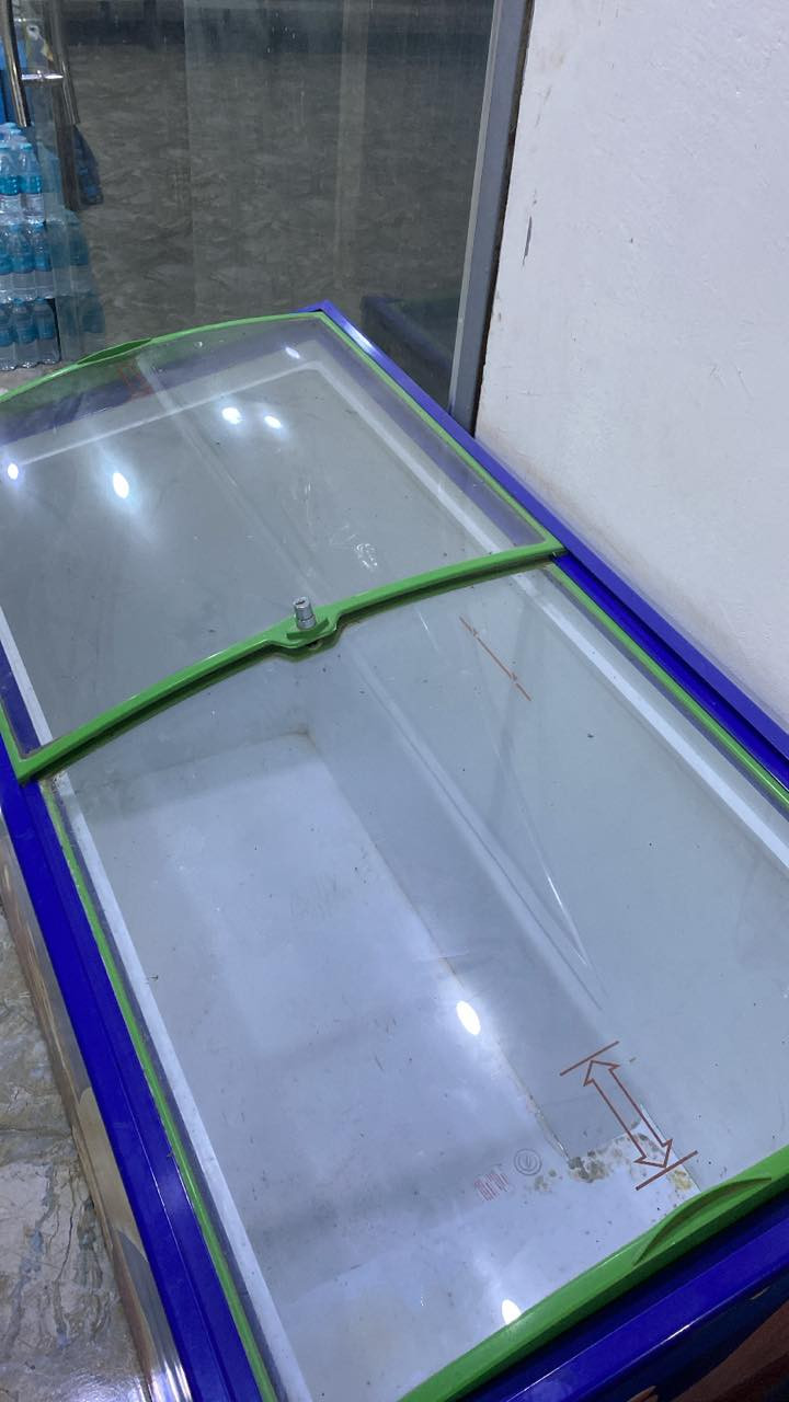 السلام عليكم مجمده جديده مستخدمه غليال للبيع ب[450]وبيهه مجال القرنه الشرش الجلعه (***********)
