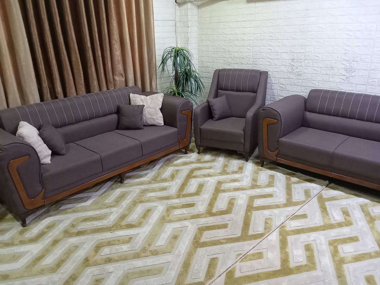 تخم سوكي نضيف جداً مابيه ئي ضرار 10مقاعد سعر 450او بيه مجال


**إذا كنت صاحب هذا الإعلان وتريد حذفه لأي سبب، رجاءا أرسل رسالة إلى الدعم الفني**