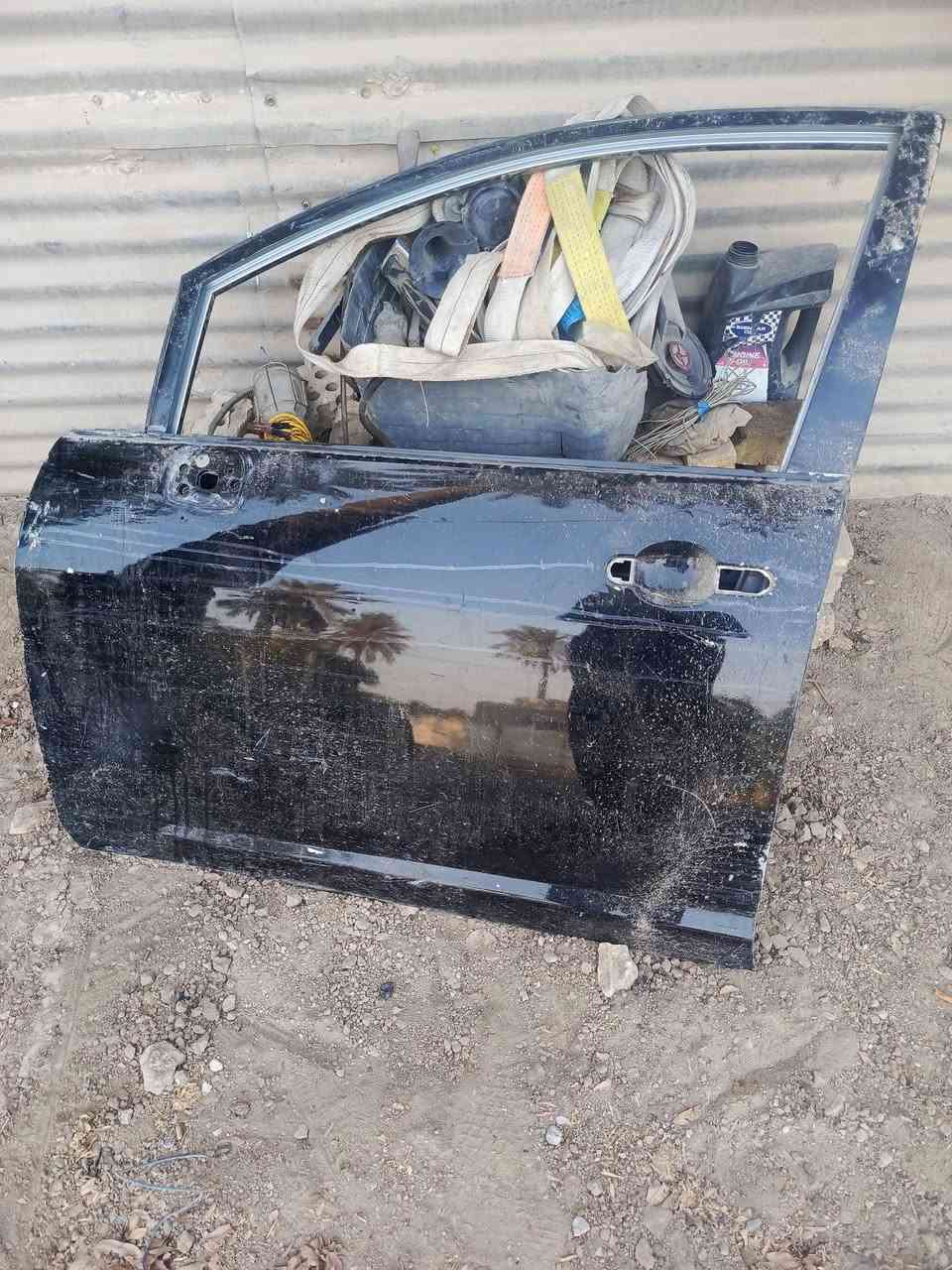 سلام عليكم ورحمه الله وبركاته من رخصة الادمن يتوفر باب أمامية يمين ويسار للبيع سعرهم 100000 وبيهن مجال للتواصل واتساب
***********
***********
