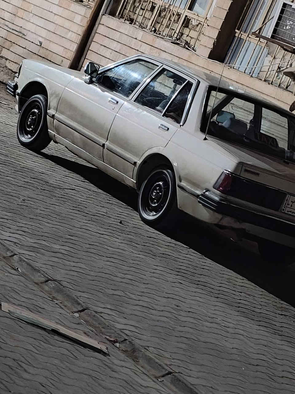 للبيع فقط
دادسن م80 
كير مكينه ونجي فيرسه جدد 2000مجول
رقم بغداد 10098
مكاني مشخاب 
52نهايته 
***********
