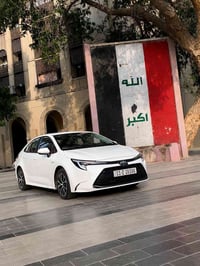 كورلا هايبرد 2025 فول مواصفات   داخل احمر  كشن كهرباء  كفاله من الضربه...
