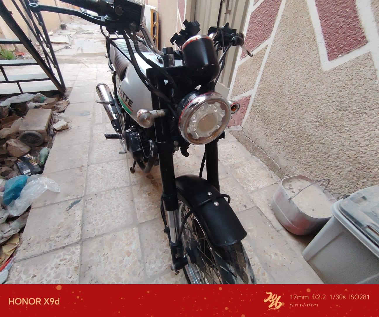 دراجة دايون لايتي موديل 21 نظيفه مثل مموضح كدامك بالصور اوراق اصولي كمرك مدفوع كبل ترقم نواقصها شي بسيط فقط جواكيج تضبطهن شلعة ومعدل وين متريد ترايك كهربائياتها كلها شغالة لايت بك لايت اشاير تجي تفحص وتاخذها مكاني كربلاء الحر السعر 1300 مليون و300 وبيها مجال للطبين رقمي *********** كربلاء, العراق
