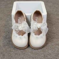 حذاء جلد • بناتي • قياس ٢٣