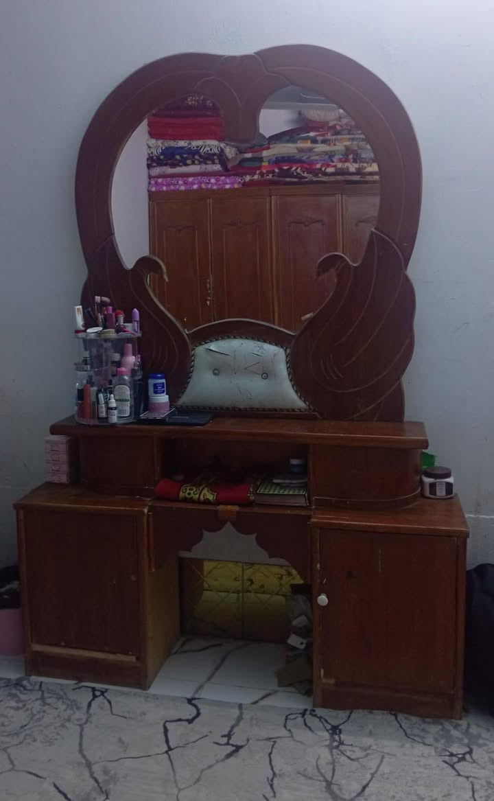 ملحقات غرفه تسكام ب٢٠٠وبيهن مجال 
@إشارة


**إذا كنت صاحب هذا الإعلان وتريد حذفه لأي سبب، رجاءا أرسل رسالة إلى الدعم الفني**