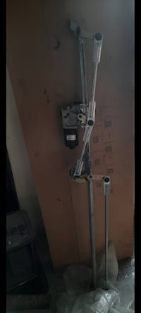 من رخصه الادمن المحترم متوفر غراض بيجو ٣٠٧ مع وجود جام أبواب  للستفسار...