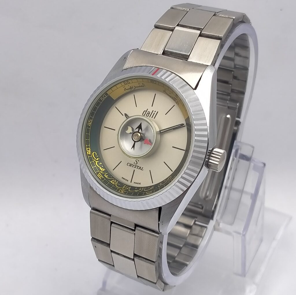 ساعة (Daljl Crystal) دليل كرستال نصب تكويك سويسري أصلي تاريخ الصنع في عام 1970 وتعتبر من النوادر فنتج                توجد في وسط المينا بوصلة كدليل على أتجاه القبله الشريفه قطر الساعة 35 -38 ملم
الهيكل مصنوع من الفولاذ 
المقاوم للصدأ 
السير من الستانلس إستيل 
17 حجر  نسبة النظافة ‎%‎99
وقت مضبوط جدااااااااً جداً
السعر 125 شامل التوصيل 
للمهتم خاص ***********
المكان كركوك يوجد توصيل
