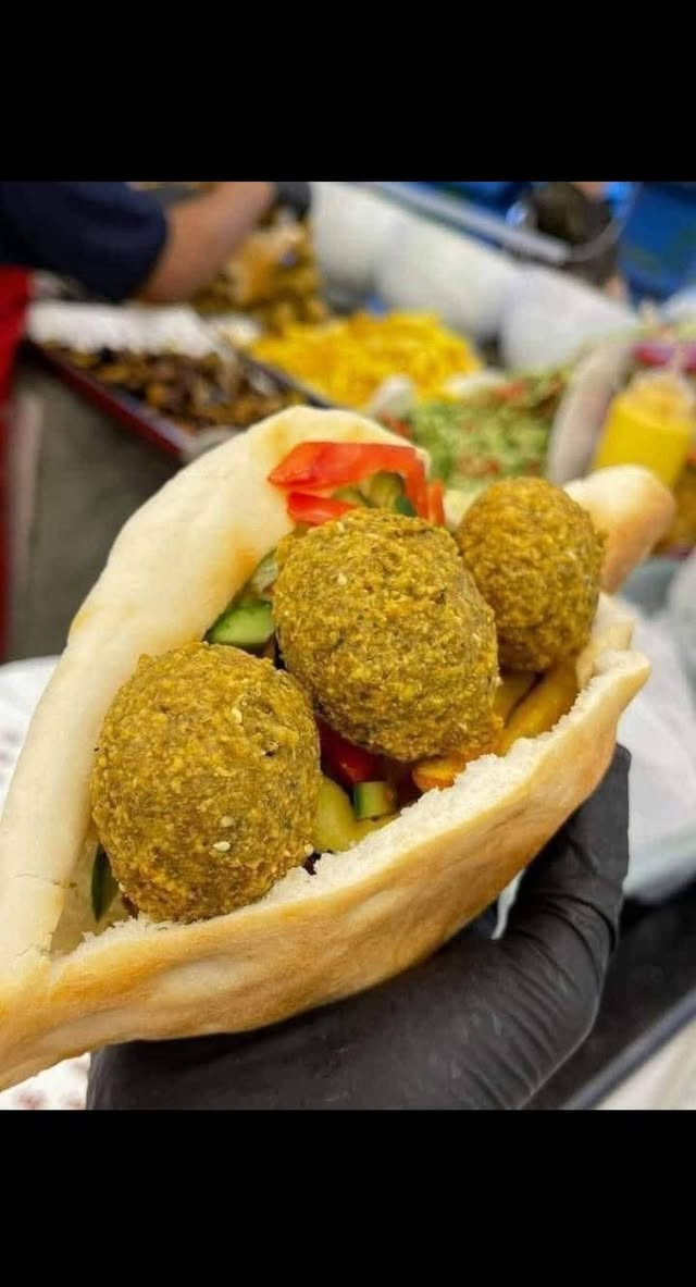 🌟 متوفر يومياً 🌟
🥙 فلافل بـ 500
🌯 مشكل بـ 500
🍗 كص دجاج بـ 1000
      كص لحم ب 1000
✨ طعم لذيذ وجودة مضمونة
✨ شغل نظيف وخدمة سريعة

📍 اطلب هسه وتمتع بأطيب الأطباق!

للحجز 📩 مراسلة الصفحة
📞 أو الاتصال: ***********

#خانقين  #توصيل  #مطعم 
#مطاعم  #خانقين #البرق_للتوصيل

