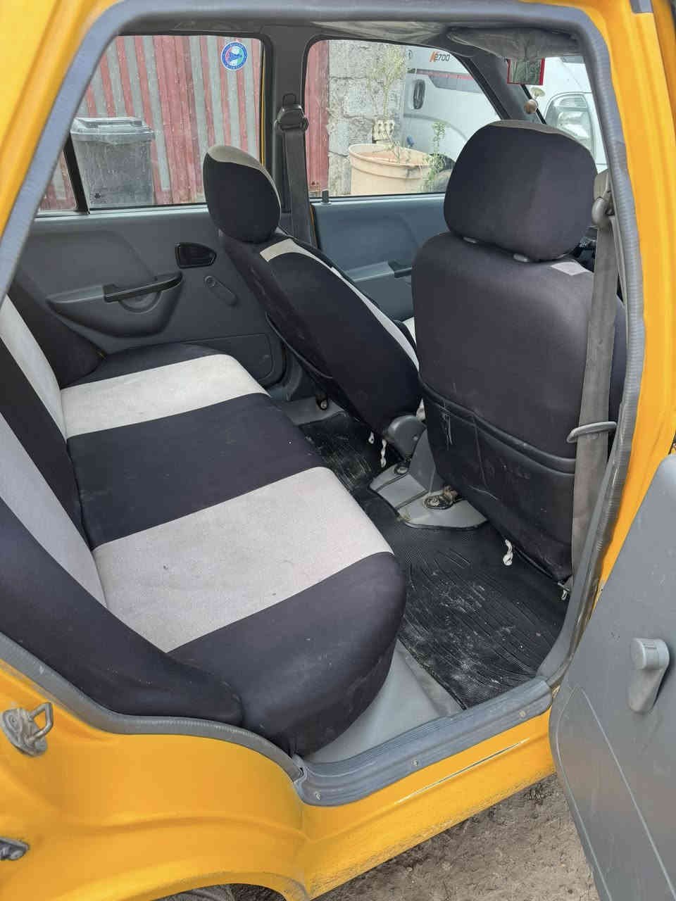 السلام عليكم سايبا موديل ١٨ رقم بغدادانكليزي بأسمي تخم تاير دوشمه ارضيه كشنات بيها صبغ بجاملغ الخلف السائق السعر ٥٠ بيها مجال للتواصل *********** او مراوس بارس ١٨ فمافوق
