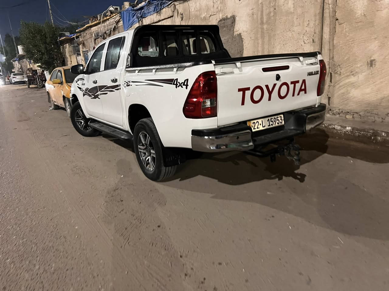 فورويل 19 رقم اربيل راعيها  بصرة مكينة مبدلة جديد السيارة بدون ضربة البدي كفالة السعر 245 وبية مجال ***********
