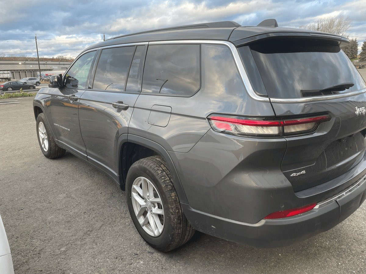 السلام عليكم
جيب كراند شيروكي 2025 
مواصفات لاريدو 
واصل ميناء مقصر 
كتاب شهداء بصره 
السعر 265 
للاستفسار 
***********
***********
