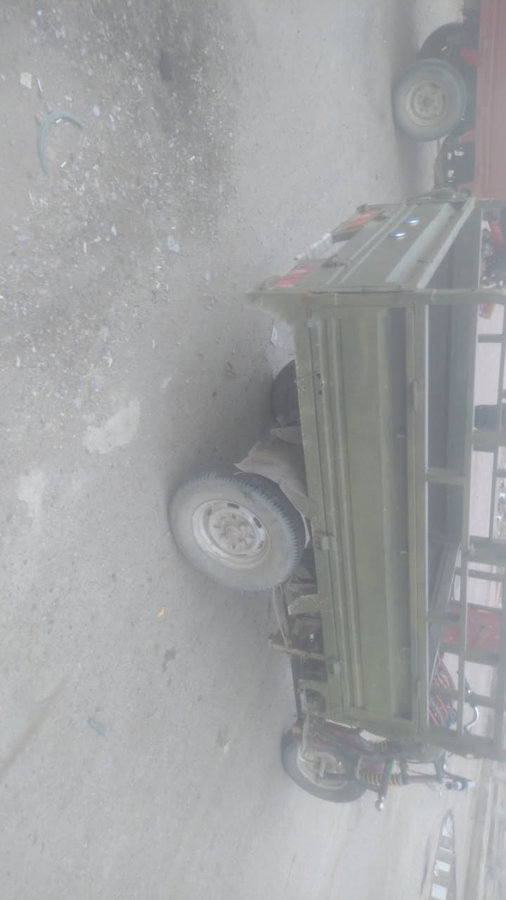 للبيع دايوان بدون اوراق اتكفل بيهة من سرقة شراي ينتصل  مكان بغداد حي انصر السعر 500.      ***********
