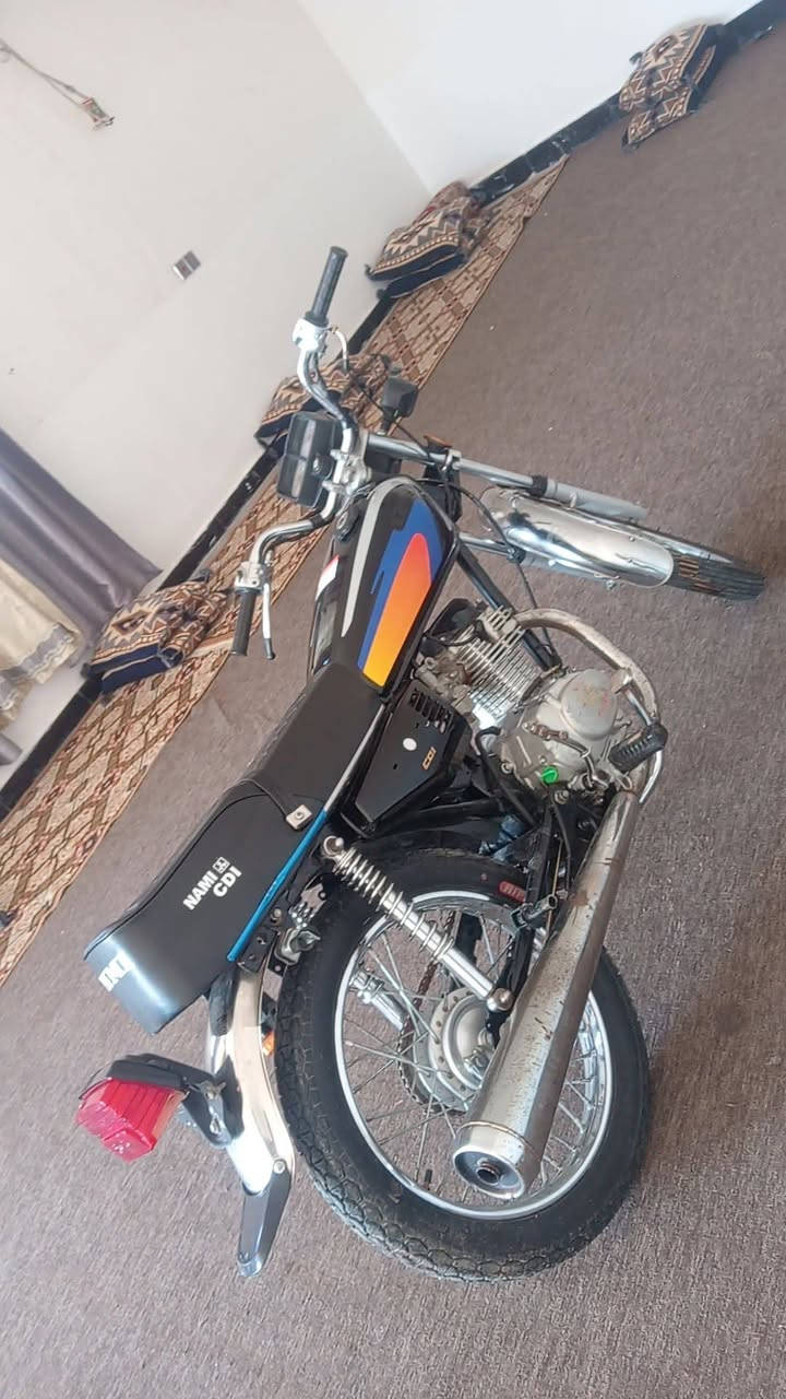 سلام عليكم دراجه أيرانيه مديل شاصي2022والغراض ٢٥  مكينت تاكر 21 مكاني كوت  سعر 600 بيه مجال قليل رقمي***********
