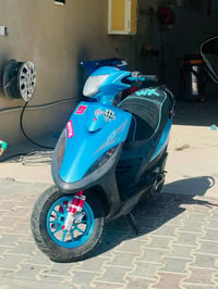 ماكس عدلة