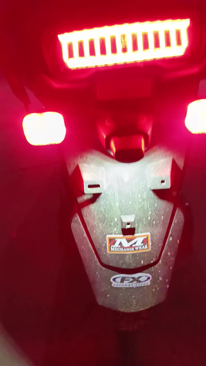 اباتشي جبلي موديل 2025 ملف 3000 نحاس اصلي
3 نمر سرعه حقيقي 75
مدرع بالكامل 
6 باتريات مسطره كبير نظام 72 فولت 32 امبير 
لايتات زينون عالي ناصي شرط يعمي
اشاير كامل شغاله
اي جلخ مابي اي فطر مابي سليم جدا
ماشي 1420 ك فقط يعني بعدو خام
نظام تشغيل اولا سويج ثانيا nfc كرت ثالثا بصمه رابعه تشغله ع موبايل عن طريق nfc
التايات جبلي
عدد سويجات 2 عدد كرت 1 عدد بصمه 2
العنوان الموصل الايسر
السعر 950 وبي مجال قليل
ويرهم مراوس شعندك نزل ورزق على رب العالمين


**إذا كنت صاحب هذا الإعلان وتريد حذفه لأي سبب، رجاءا أرسل رسالة إلى الدعم الفني**