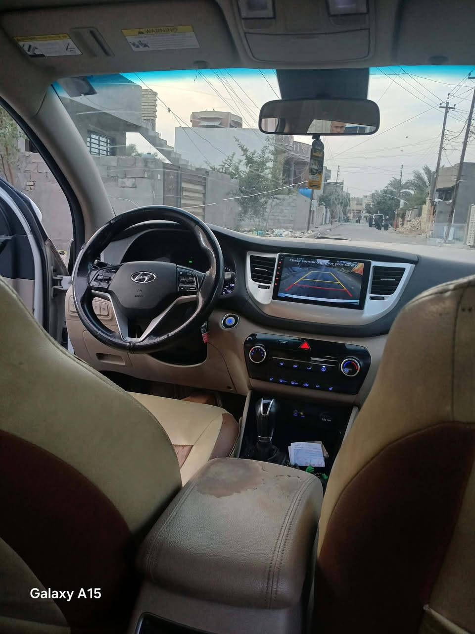 سلام عليكم توسان موديل 2017 أمريكي ليبل واحد محرك ١٦٠٠ تيربو كير محرك تبريد صدر امامي خلفي تخم تاير كله مكفول سياره فول ما عدا الفتحة.   بصمة شاشة تحكمات ستيرن كشناتا تدفئة لاذارات حساسات أمامية خلفي  كامرة امامية  كامرة خلفية سبورت حساسات بل جاملغات  سياره جاهزه من كلشي ماتعرف عليها الف بيهة صبغ بس بنيد بدون دواخل سيارة احلة من صور رقم بغداد دولي انكليزي سنويه ٢٩تحويل بسمي تحويل مباشر سياره احله من صور سعر 142 وبيهه مجال شي بسيط لشراي هاتف  *********** 
***********
