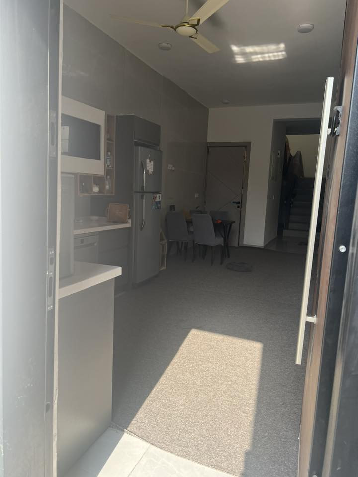 دار للبيع  زراعي سند ٢٥ للاستفسار ***********موقع مرانه قرب اسواق كرز يتكون من مطبخ حار وبارد استقبال كلدور حديقه داخليه مع صحيات عدد ٢ وغرفة نوم بناء حديث سنه ٢٥
