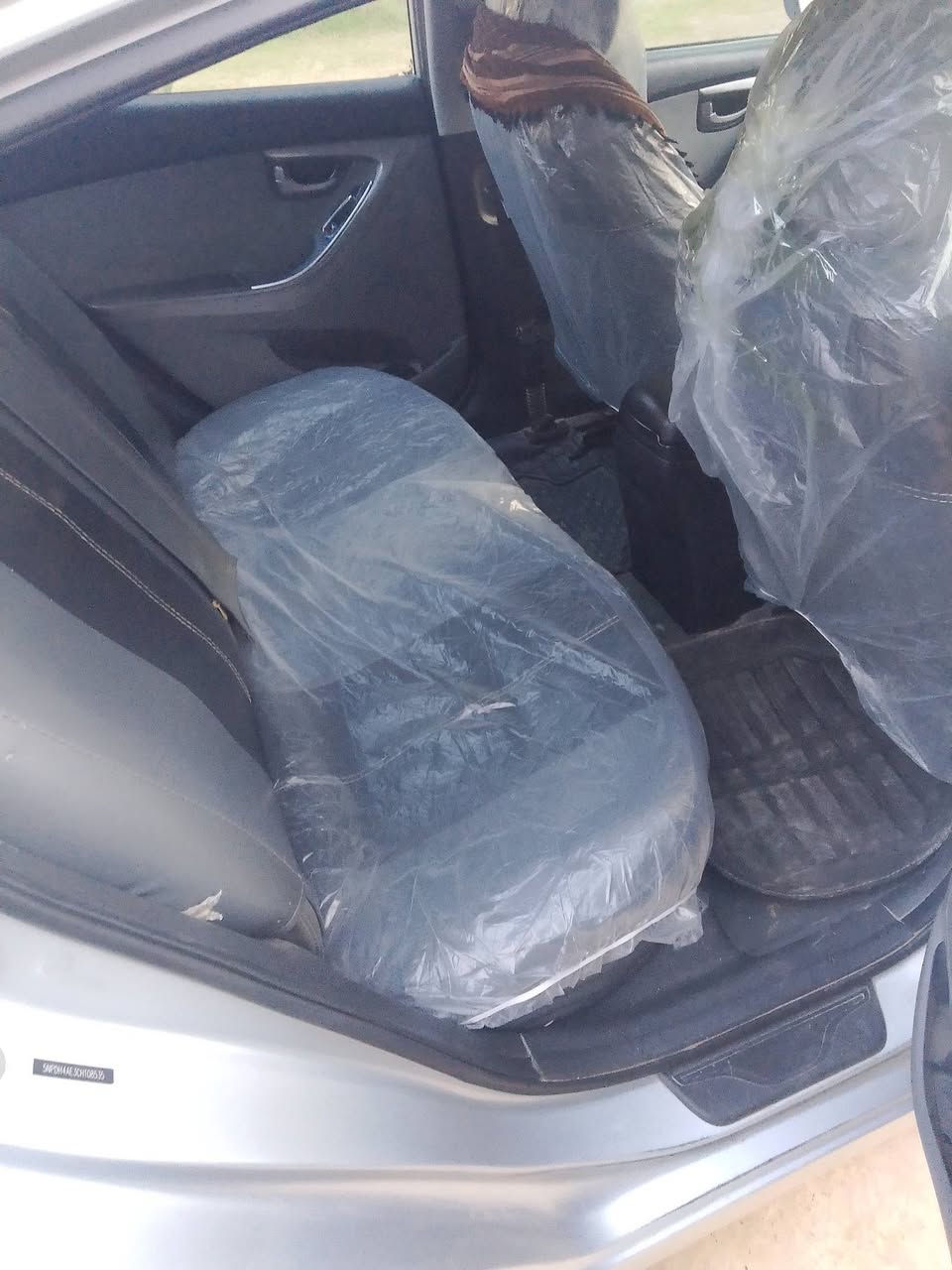 سلام عليكم الانترة موديل 12لمتدد ضرر باب خلفي فقط والباقي ليبل واحد تبريد محرك كير بيه كم قطعة صبغ بدون ضرر الرقم الجديد السعر 97وبيه مجال العنوان ديالى رقم الهاتف ***********
