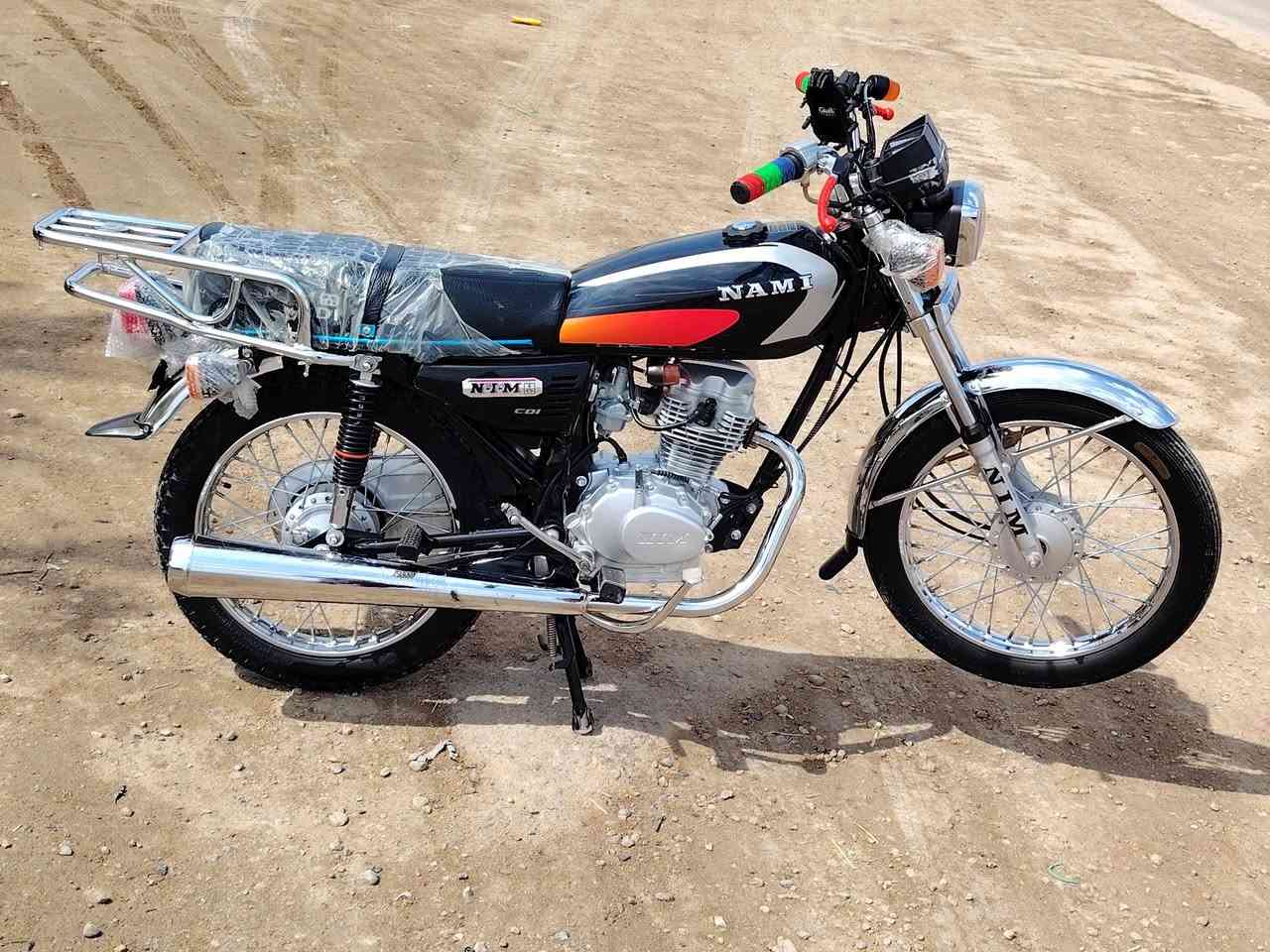 السلام عليكم شباب دراجة للبيع سكنر موديل 27مكفوله كفاله عامه السعر خاص مكاني واسط قضاء الحي.


**إذا كنت صاحب هذا الإعلان وتريد حذفه لأي سبب، رجاءا أرسل رسالة إلى الدعم الفني**