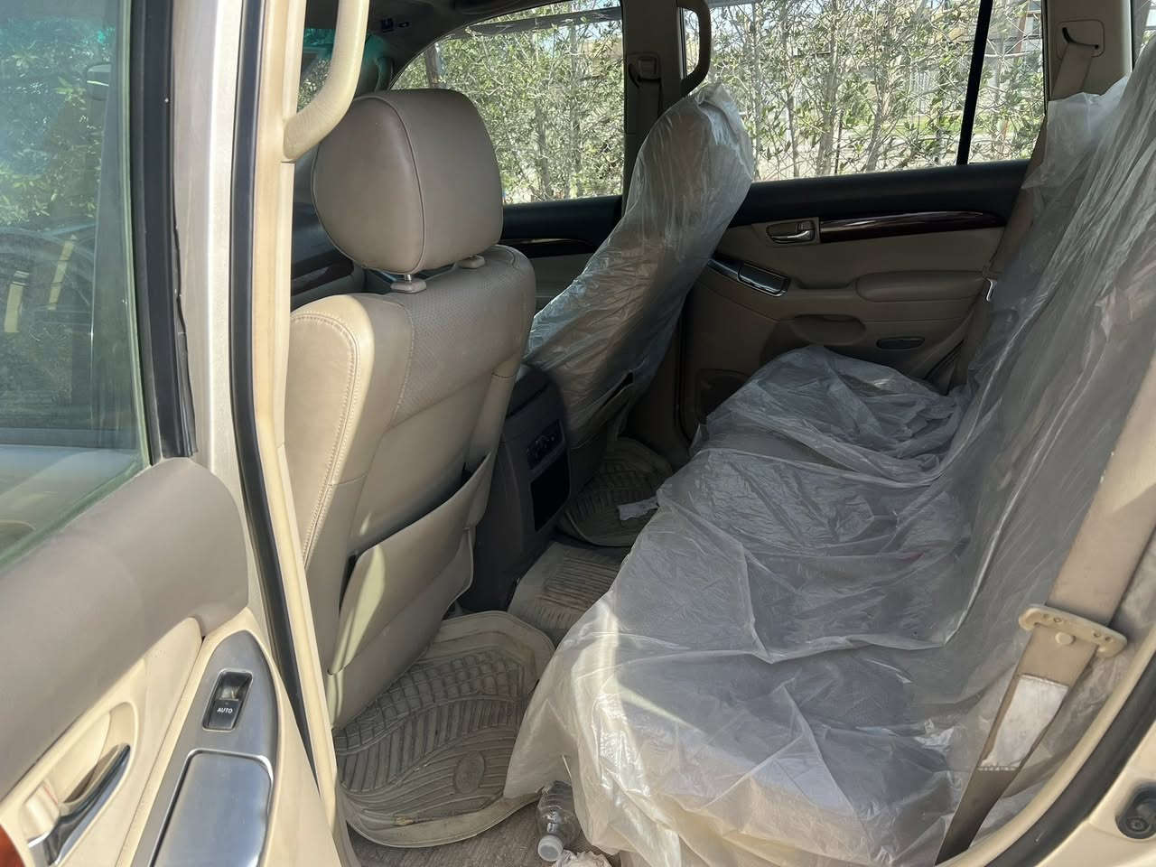 مديل 2008 سته سلندر  7راكب. مكفوله صبغ.عدى مقدمه المدكر لأمامي  لأيسر سياره جديده جاهزه  رقم دولي الجديد السعر 145 رقم وات ساب ***********
