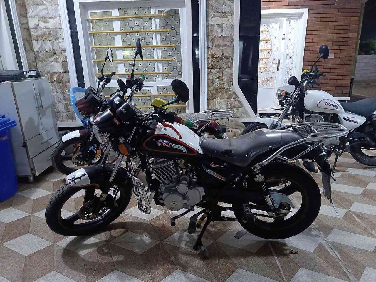 دراجه mzللبيع 2020 كفاله اوراق بصمات. محرك200 مامفتوح  ***********
