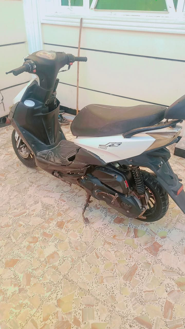 السلام عليكم fs دراجه شغاله نكره ب 250 وبيهه مجال


**إذا كنت صاحب هذا الإعلان وتريد حذفه لأي سبب، رجاءا أرسل رسالة إلى الدعم الفني**