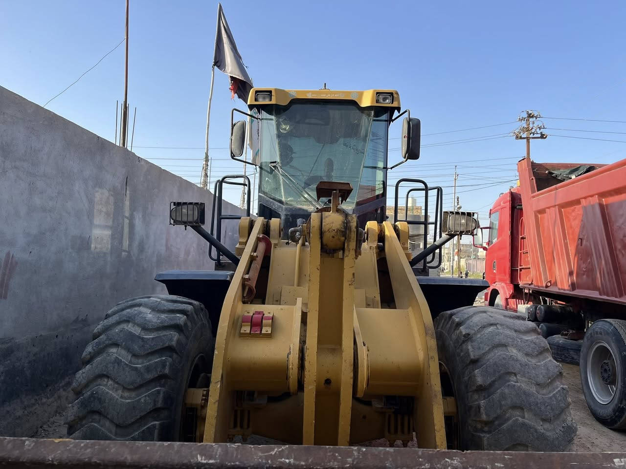 سلام عليكم شفل للبيع صيني ZL حجم 50 2015 خير من الله جاهز للعمل المكان البصره لل الاستفسار اكثر ***********/***********
