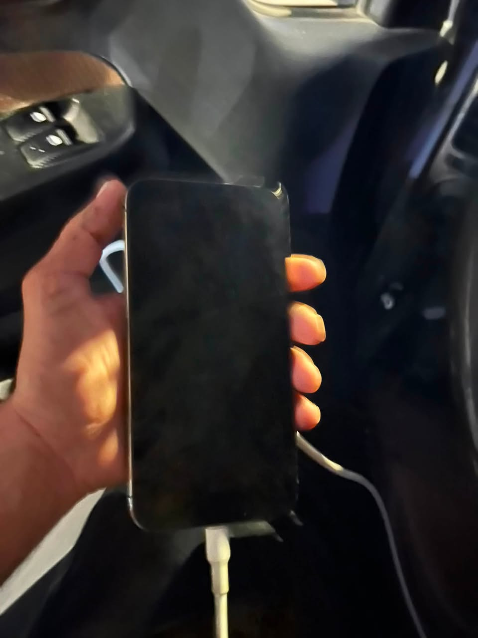 12 برو ماكس
للبيع ذاكره 256
مبدل شاشه وبطاريه 
سعر 275 
بصره المعقل 
بدون ملحقات
***********
