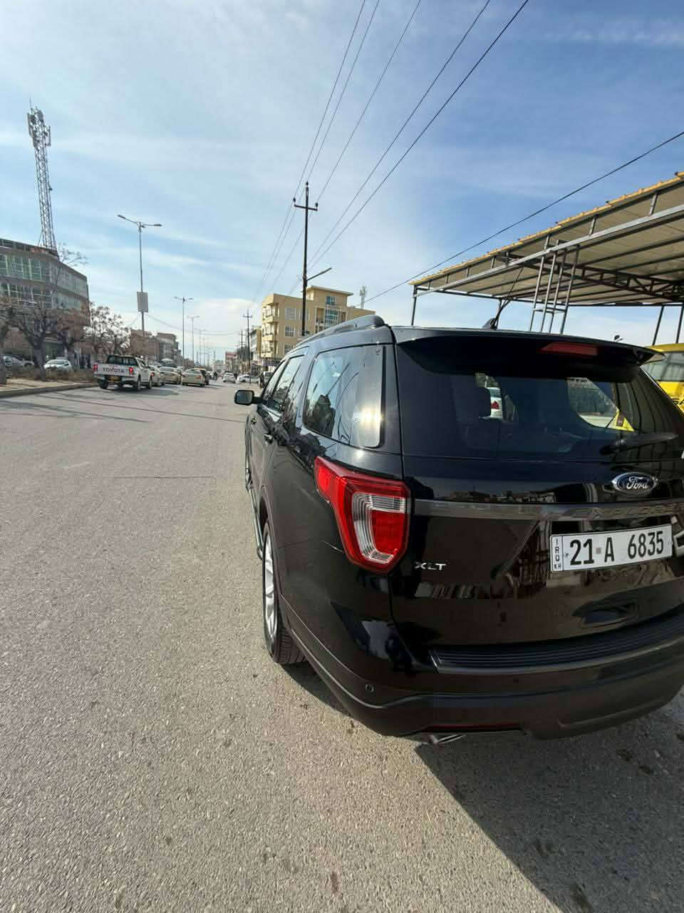 Ford Explorer 2018 XLT

دەبڵ ئەکسل 
ڕادار 
کامێرا 
شەغال 
تڕاکشن
تەحدید سورعە
سێ شاشە 
سێ ڕیز کوشن 
ناو ڕەش
لایت زینۆن و عەدەسە
کوشن هیتەر 
کوشن کارەبای 
سێ مۆدی لێخوڕین 
چوار تایەی تازەی لەسەرە

سەیارەکە فولە و تەنها سڵایت نیە 
گێرو مەکینە و ئەکسلی بەشەرت 
بۆیاخ ـ بۆنیت و چەمەلەخ بەبێ ناوگرتن بەبێ قرچ بستێک دەرگای دواوەی سەکن لەگەڵ بستێک سارد  
هیچ مەسرەفێکی نیە و ماڵی دۆستە 
تەنها84 هەزار مایڵ ڕۆشتوە .
سەنەوی و هەزەی تازەیە تا ٢٠٣١
ئەو ڕەقەمە جوانەشی لەگەڵایە 
نرخ155گەڵا مەعامەلەیەکی زۆر کەم السليمانية, العراق


**إذا كنت صاحب هذا الإعلان وتريد حذفه لأي سبب، رجاءا أرسل رسالة إلى الدعم الفني**