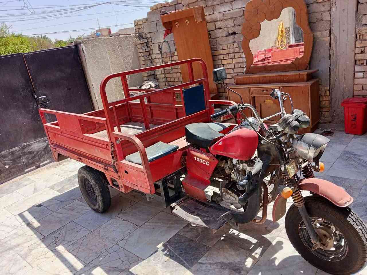 سلام عليكم 
ستوته سلطان للبيع مكفوله كهربائيات شغاله ما مفتوح برغي بيها ارقام وسنويه بأسمي للأستفسار الاتصال على الرقم الأتي 
***********
