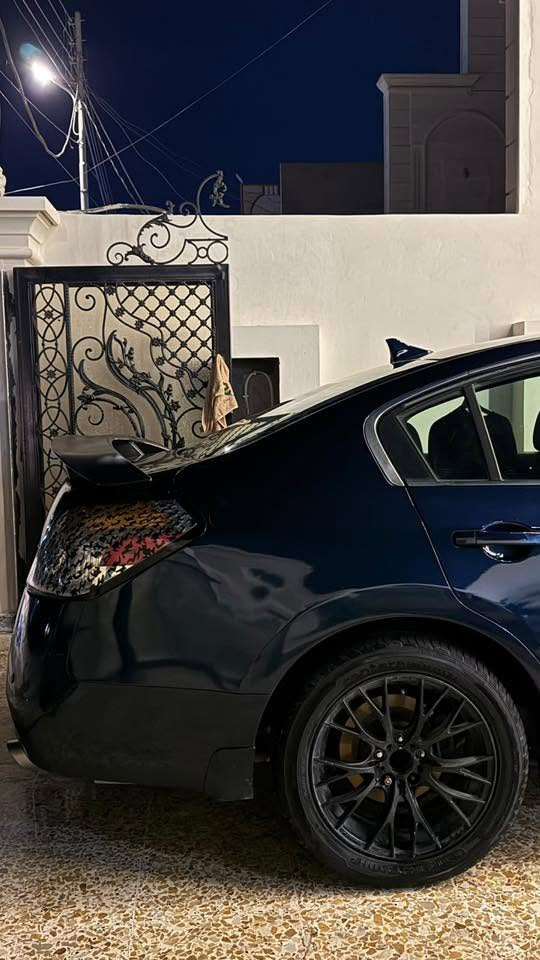 للبيع التيما ٢٠٠٨
مسجله ٧ لون حبري مال جناي ماشية ١٤٧ الف ميل وارد امريكي
سيارة تخبل ومتعوب عليها
ويل كب رياضي بوحدة بدون تاير اخذته ب ٥٠٠$ دواخلها تخبل مصبوغه عام على ايدي صبغتها على ايدي وعندي صورها قبل الصبغ جمالية بس بيها طخة بسيطة بالجاملغ الخلفي جهة السايق وجاردة جانت وصبغتها عام بدون قطرة دواخل 
كير ومكينه وتبريد شرط 
وين ميعجبك افحص 
بأسمي هزة وسنوية ورقم كله جديد 
رقم بغداد انكليزي
السعر ٧٧ وبيها مجال 
للاستفسار اكثر 
***********
