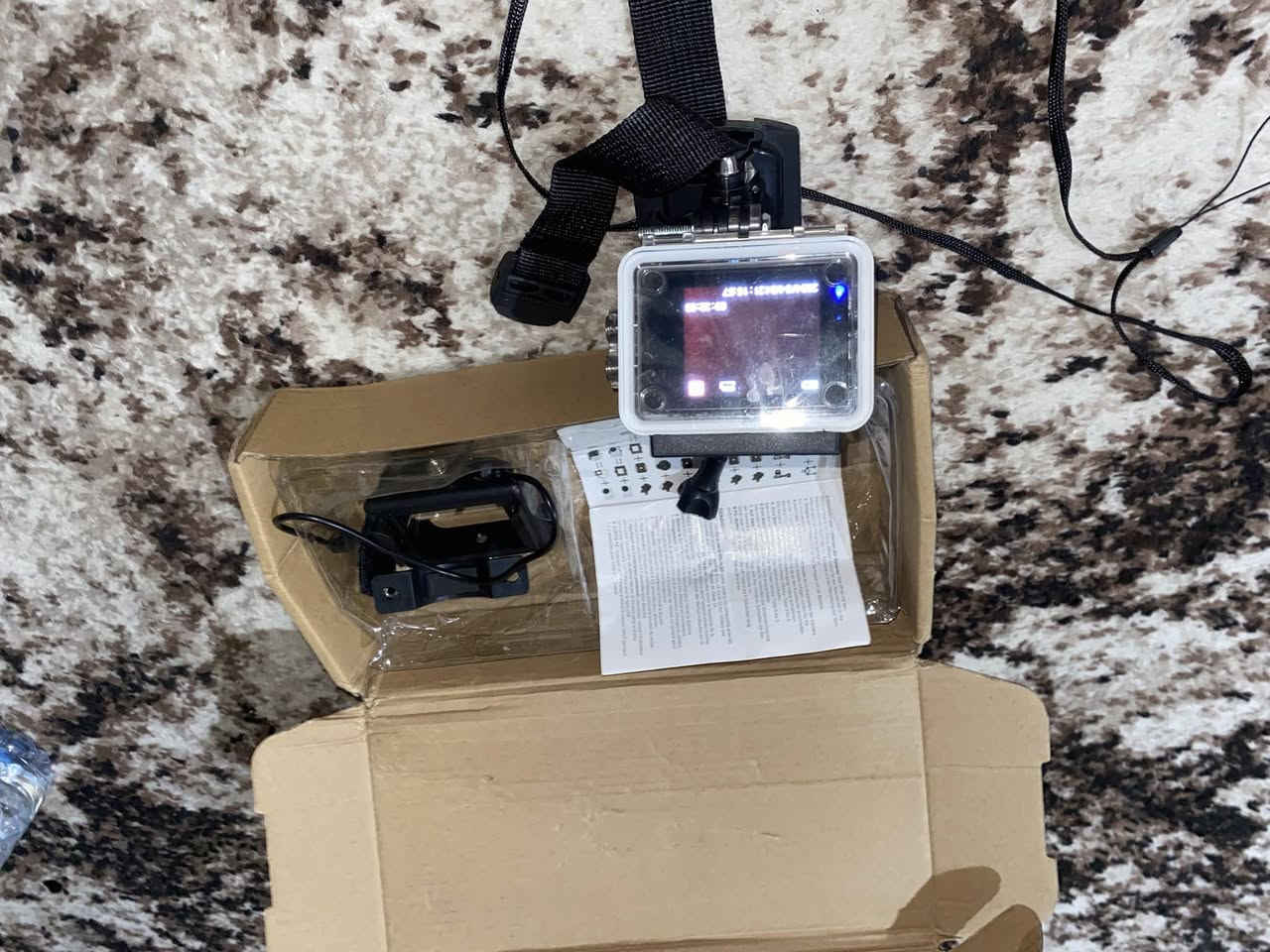 للبيع كاميرا مغامرات 
بعدها جديدة 
قيم سعر واخذها


**إذا كنت صاحب هذا الإعلان وتريد حذفه لأي سبب، رجاءا أرسل رسالة إلى الدعم الفني**