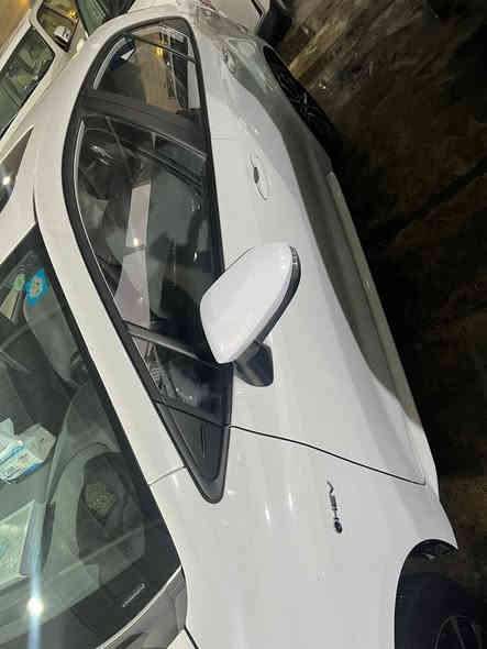 موديل 25 ماشيه 7000  اخت الزيرو فول موصفات مراوس النترا. بااسمي تحويل مباشر مكان سيديه ***********
