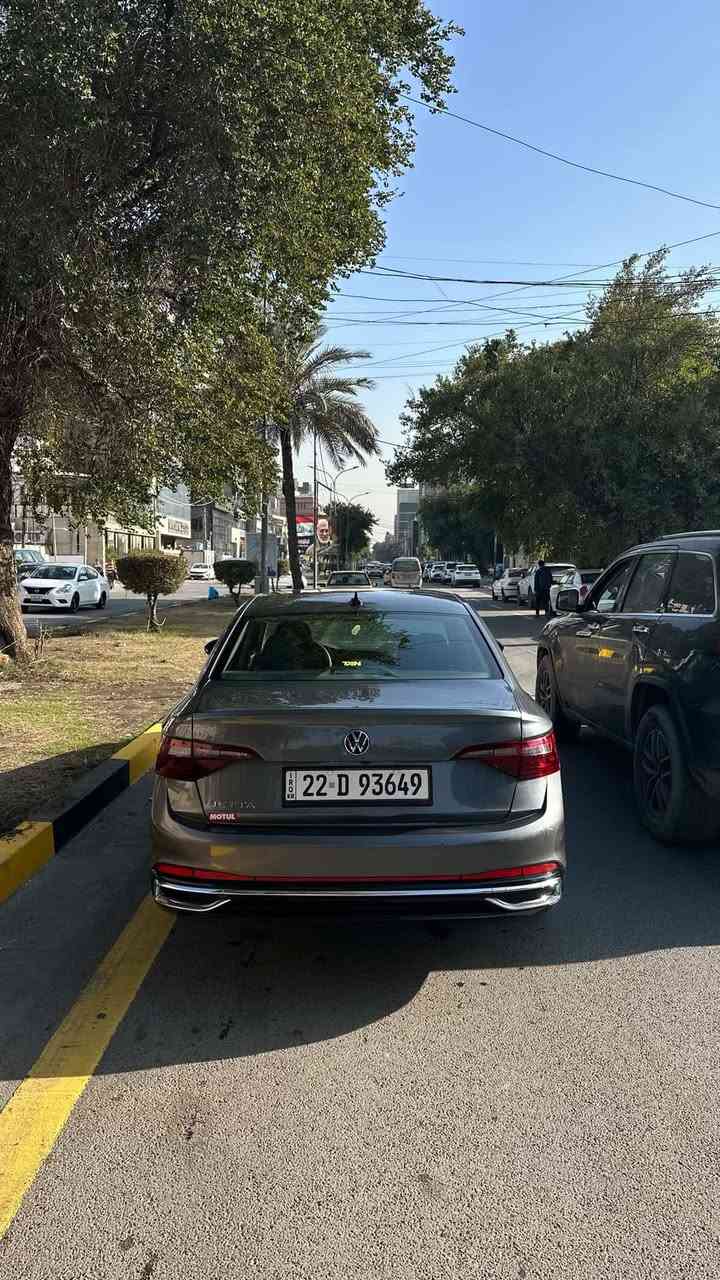 فئة  (sport)
دشبول اللكتروني بالكامل 

رادار ٣٦٠ 

تحكم ستيرن بالكامل

كامرة خلفيه 

قياده ذاتيه

تصحيح مسار

مثبت سرعه 

قبضه الكير ضوئيه

هاند بريك كهربائي

اطفاء وتشغل تلقائي  عند التوقف

لايتات زينون + لد

محرك ١٥٠٠ توربو 

السياره ماشيه ٤٢ الف كيلو فقط

السياره كلين مابيها اي ضربه فقط طخه بالصندوق و وبالباب السكن بدون ايرباك

سيارة كلش نظيفة وبالواقع بعد احلا 

مكانها بغداد تحويل ثاني يوم

السعر 185 بيه مجال بسيط 

***********
