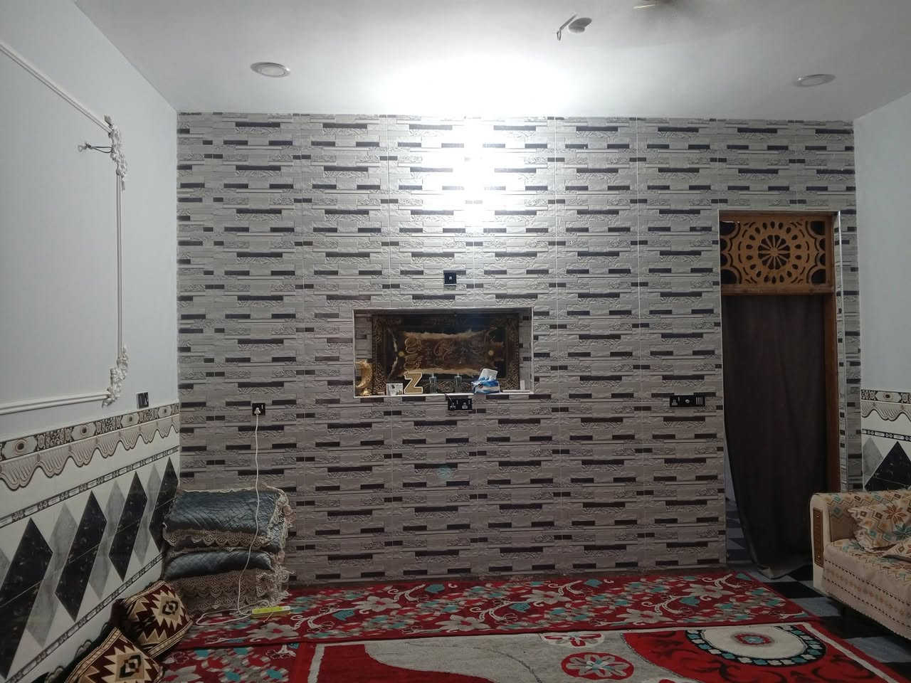سلام عليكم بيت زراعي بشارع بيت موزان الاول فرع على يمين مساحة 210 متر   *********** وات ساب
