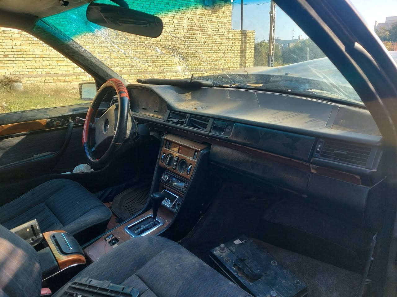 سياره مارسيدس رقم بغداد ألماني 4 جام كهرباء محرك VVT 
مدعومة جاملغ الأيمن
 السعر 29 
***********
***********
