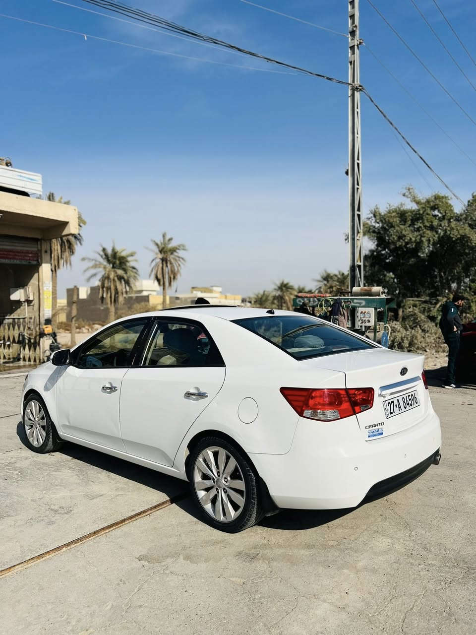 السلام عليكم
للبيع كيا سيراتو 2012خليجي فول مواصفات 1/1رقم ذي قار بأسمي مداور ثاني يوم كفاله عامه من ضربه وصبغ وتبديل 
مكينه 2000دوش مكينه جديده توني شادهه حاويه 
بصمه أبواب 
بصمه تشغيل 
حساس خلفي 
صالنصه رياضي 
اشاير بلمري 
مري شفط 
ويل كب ٥
بروجتكر 
فتحه سقف 
كشنات جلد مغلفات دوشمه
تحكم ستيرن جهتين
شفتات استيرن 
شاشه كبيره 
كأمره بلاد 
تبريد بيانو 
جاهزه من كلشي سياره منضومه تبريد كامله جديده 
حداديه تاير سياره نضيفه كلش 
مكاني ناصريه مركز
***********
