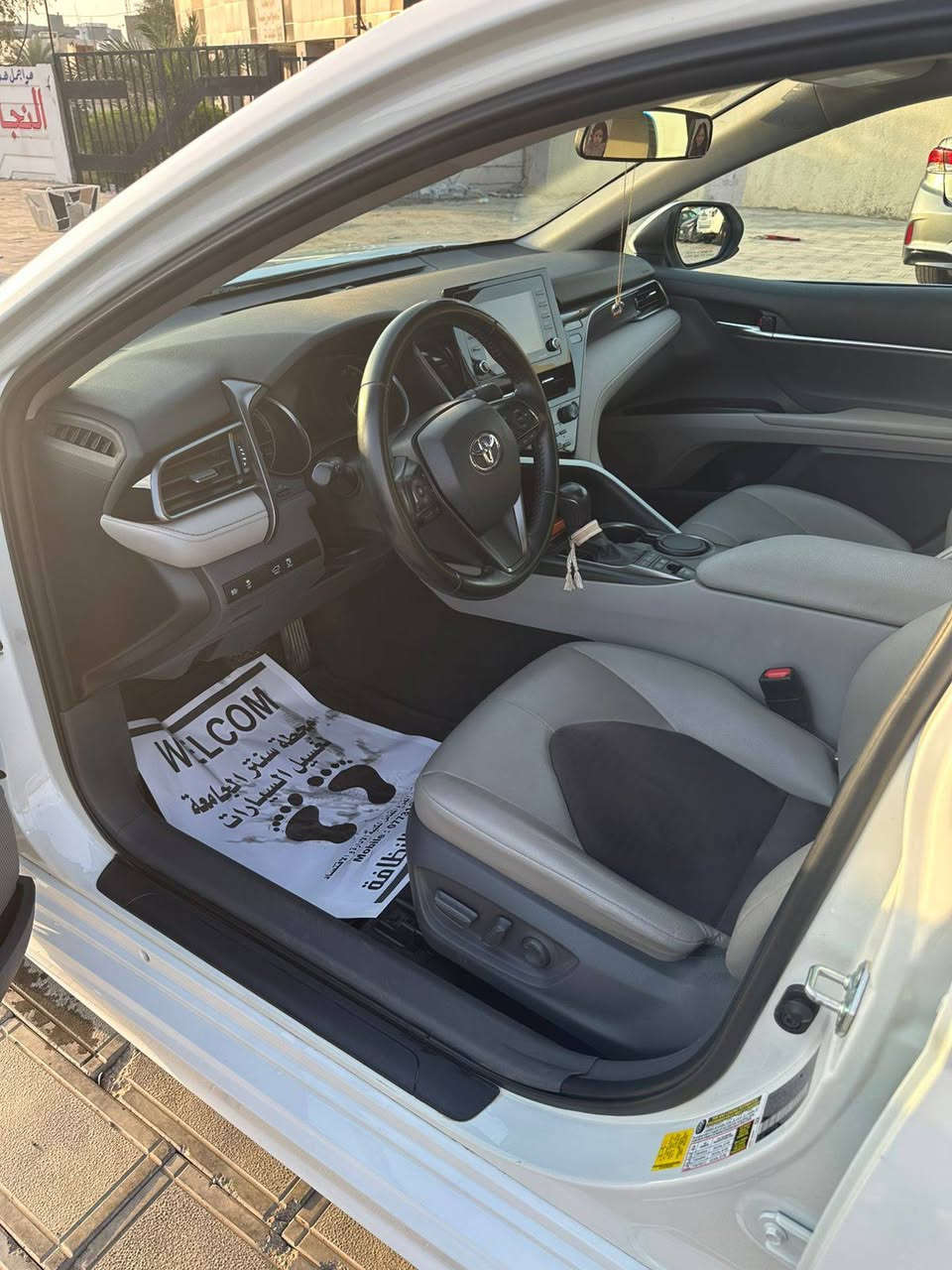 كامري وارد امريكا 
موديل 2021  
حادث جاملغ  بارد خلفي ودعاميه 
بصمه 
كرسي كهرباء 
محرك 2500 بانزين وهايبرد
ماشي 62 الف كيلو
رقم بغداد بأسمي مكان سياره يرموك

***********
